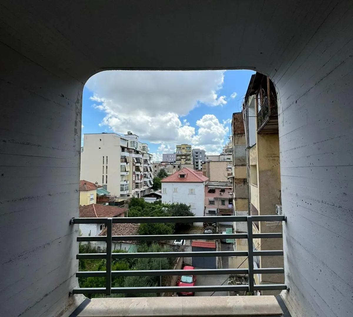 Diem Apartment Near Pazari I Ri Tirana 0*,